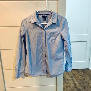 Gap light blue button up shirt